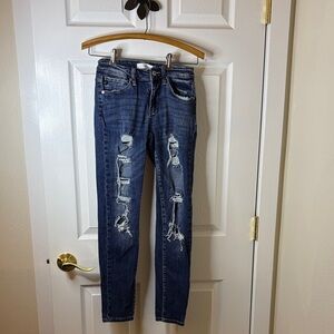 KanCan Dark Blue Distressed Skinny Jeans sz 3/27